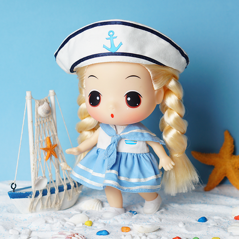冬己海军娃娃