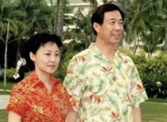 王立军出走美领馆的更多细节