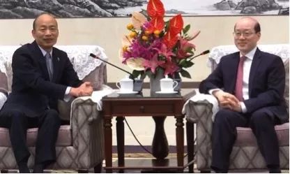 今天这一幕，把整个岛上的“台独”分子都给急坏了！