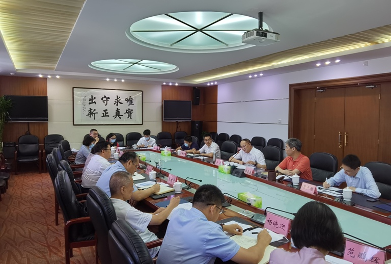 “高端智库服务中央决策成效与愿景”专家座谈会在京召开