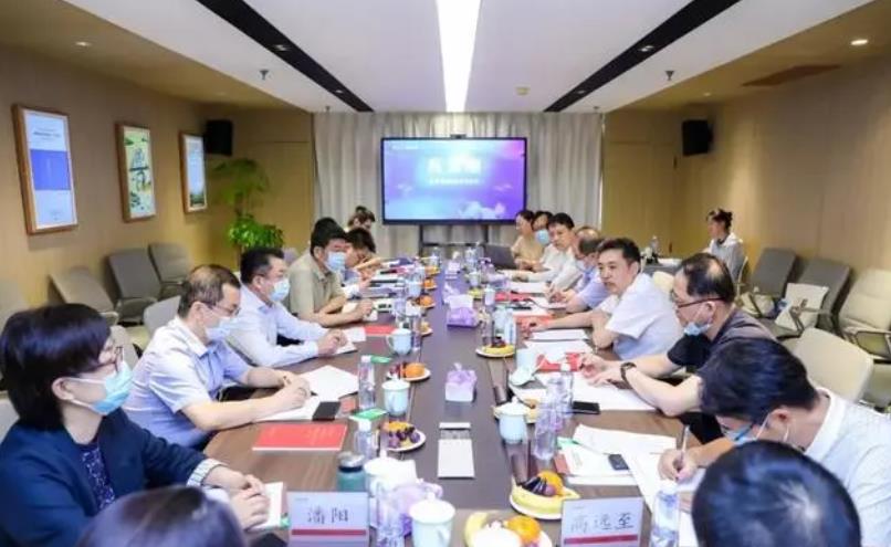 加快县中提质，知名高校在行动：半月谈第四期教育改革对话会在京举行