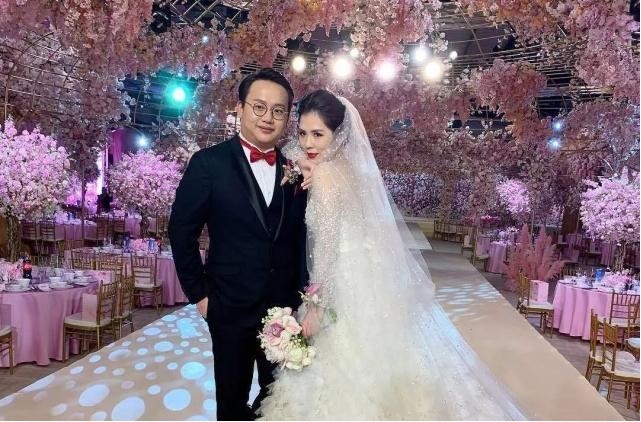 九牧王公子大婚，千亿晋江大佬站台背后：谁能守好家业？