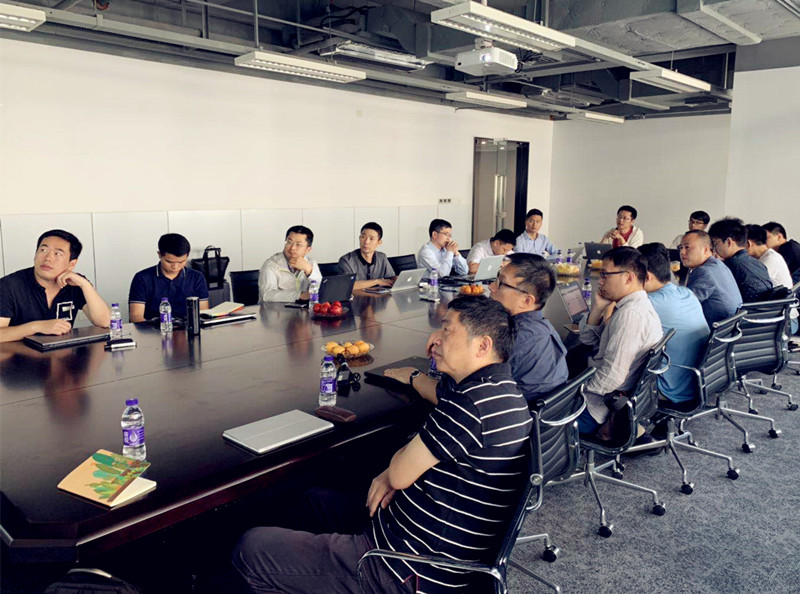 智慧灯杆，路灯控制器，智慧路灯，智慧城市