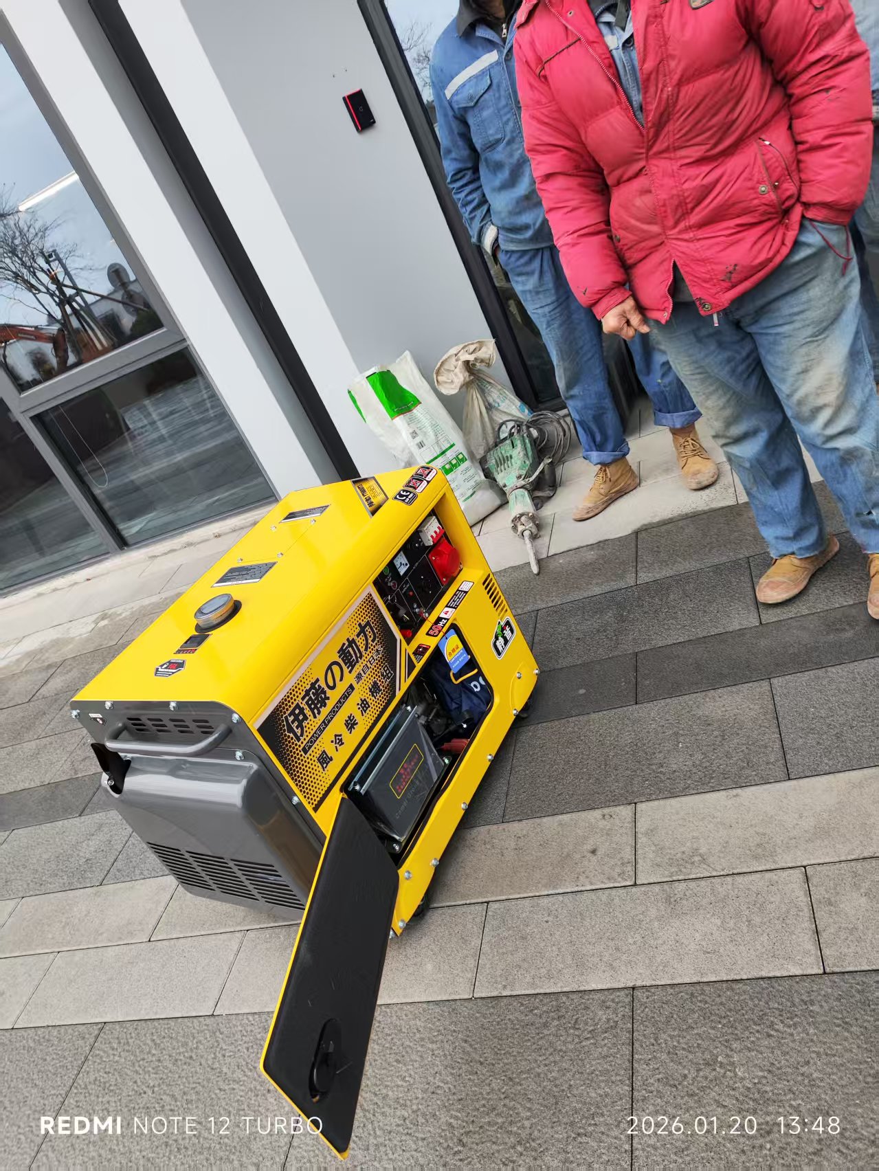 伊藤动力5KW静音柴油发电机现场使用YT6800T3