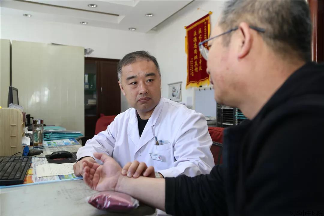内六科（老年病科）应用传统中医治疗慢性呼吸系统疾病