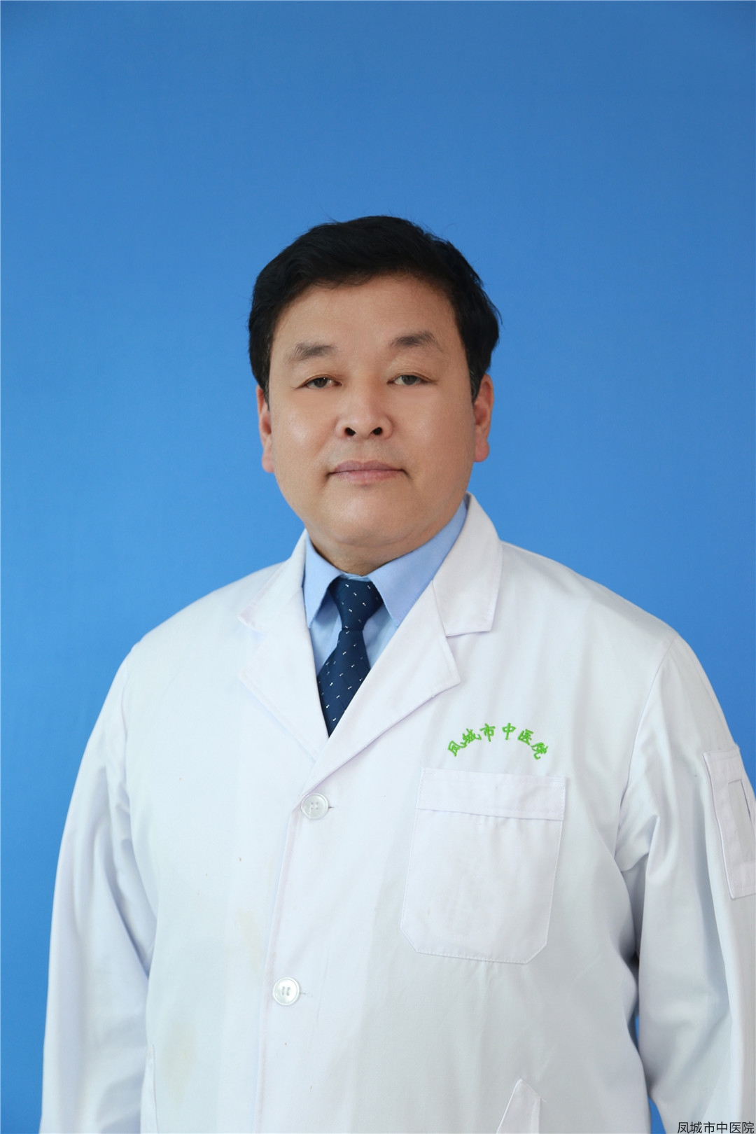 <span style="font-size:18px;"><strong>关兴东</strong></span>