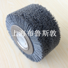 轮刷
