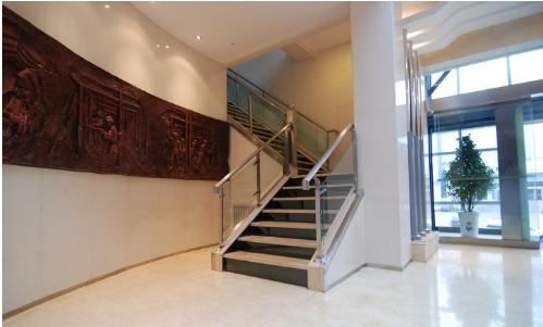 客厅灯具风水注意事项-易德轩风水设计网