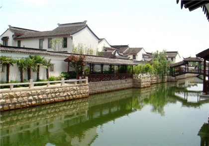 厕所对厨房风水化解的方法-易德轩风水设计网 厕所对厨房风水化解的方法-易德轩风水设计网