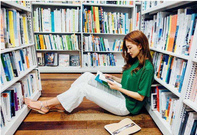 出学霸的书桌风水,提高孩子学习成绩的书桌风水-易德轩风水设计网 出学霸的书桌风水,提高孩子学习成绩的书桌风水-易德轩风水设计网