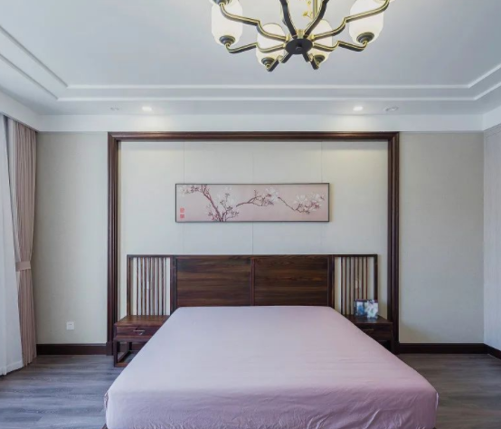 床靠着窗户好吗