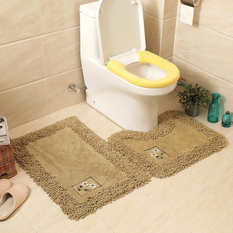 卫生间装修时 记得不要把镜子放在马桶前 卫生间装修时 记得不要把镜子放在马桶前