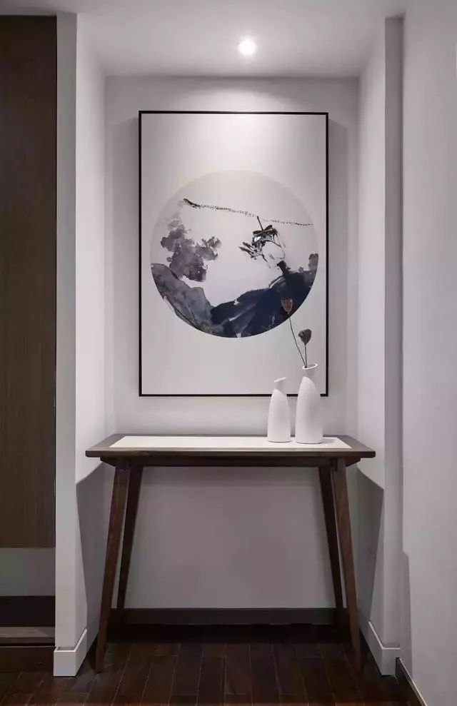 在装修小户型卧室的时候 都有哪些技巧或注意事项 在装修小户型卧室的时候 都有哪些技巧或注意事项