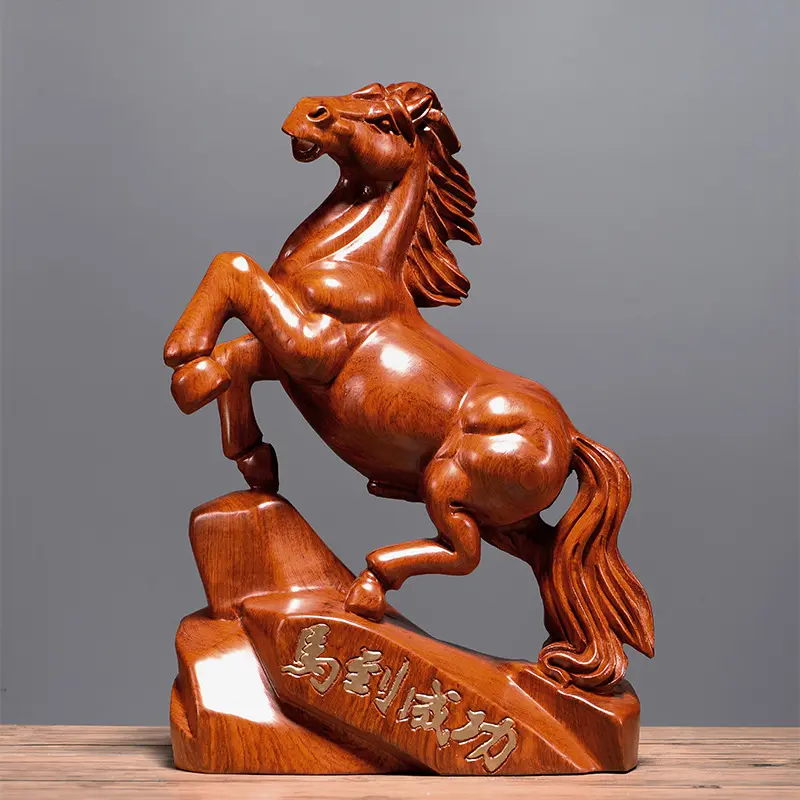 马到成功摆件，家居风水佳地选何处?