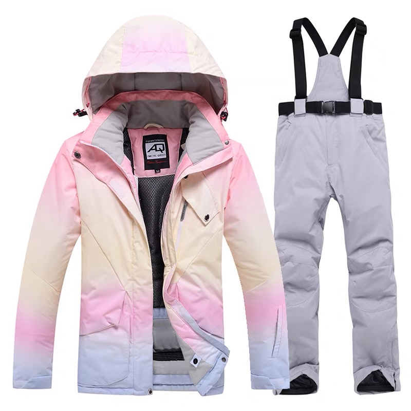 滑雪服