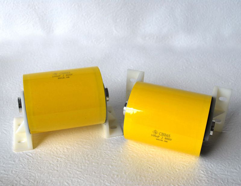 黃膠帶支架100uF