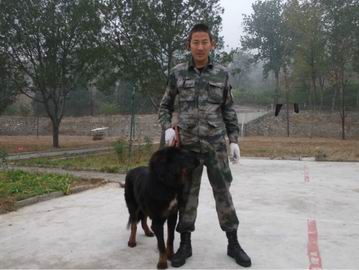  北京兵锋训练营营长—代号（狂野教官）