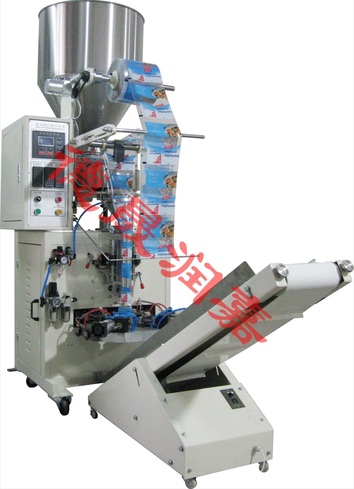 DS-8250DN  三角包立式自动包装机