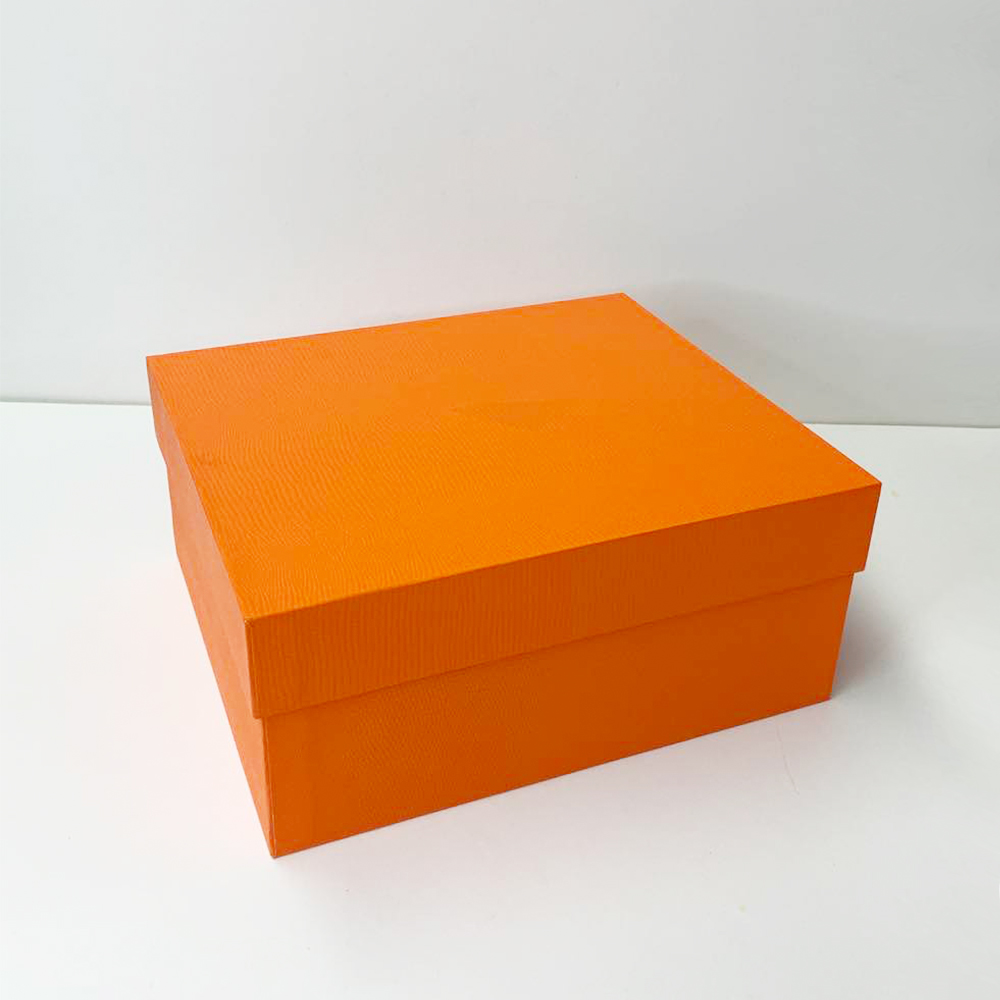 Custom cardboard luxury gift box Flap Paper Box Foldable Magnetic Closure Gift Boxes