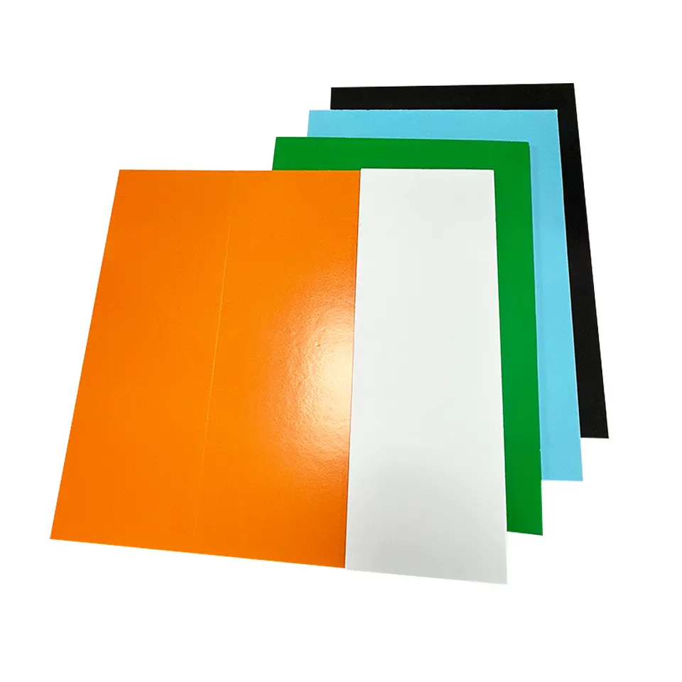 Tri-Fold Foam Board
