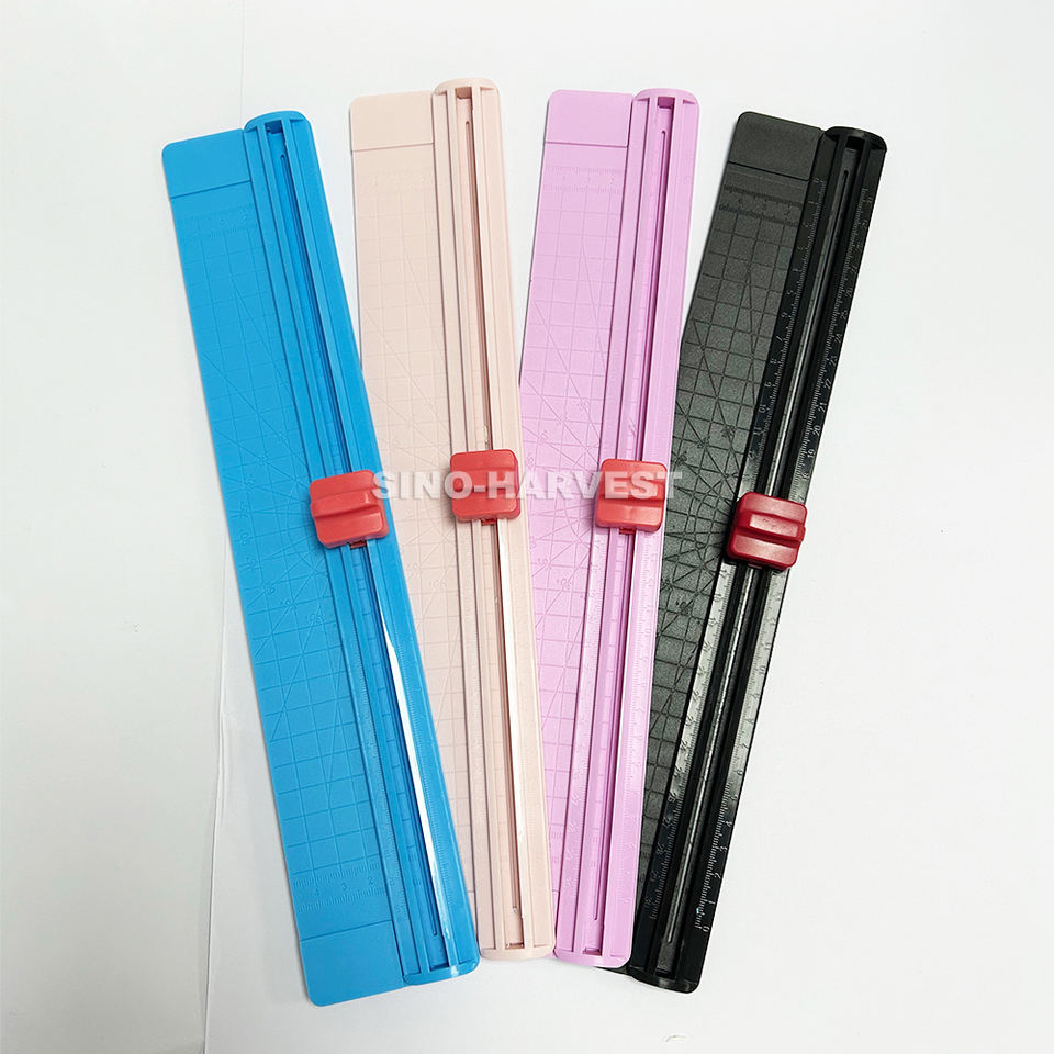 Plastic Paper Cutter