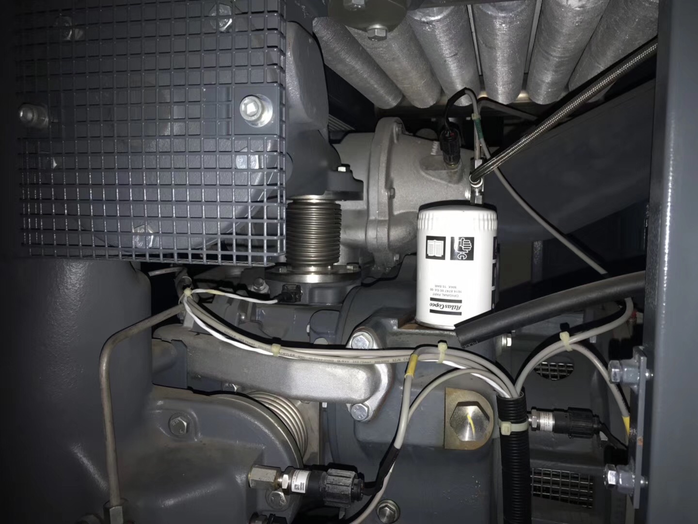 阿特拉斯小机保养