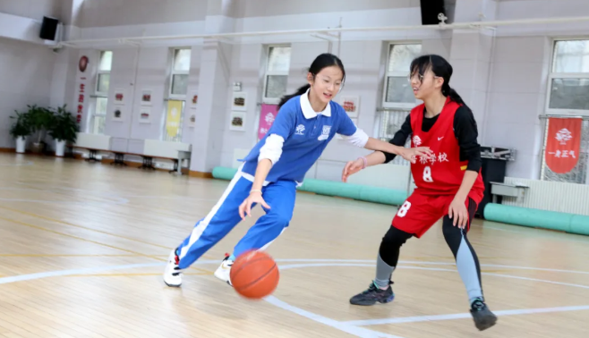 小篮球1v1挑战赛圆满落下帷幕