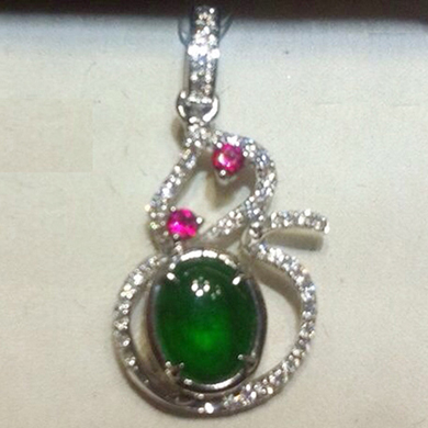 18K金镶钻石翡翠吊坠 K140102018