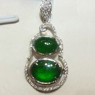 18K金镶钻石翡翠吊坠 K140102022