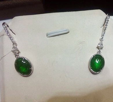 18K金镶钻石翡翠耳钉  K140102003