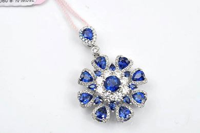 蓝宝石吊坠一口价707018
