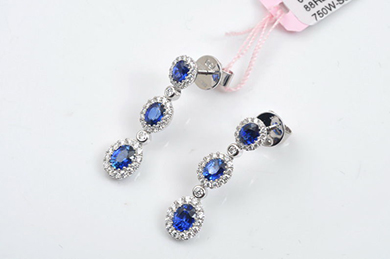  蓝宝石耳钉 787297