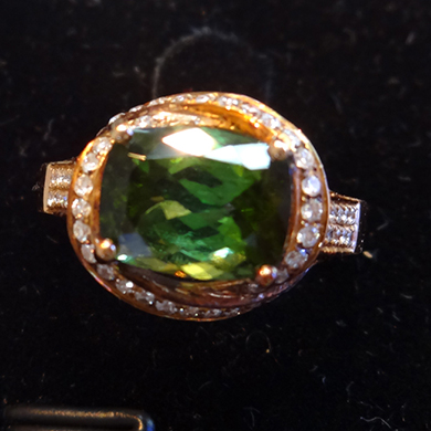 米莎雅18K金绿碧玺钻戒 dsc01175