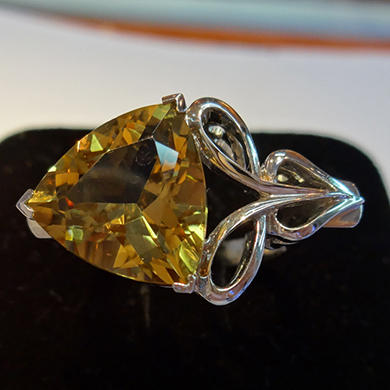 米莎雅18K金黄水晶吊坠戒指两用 dsc01281