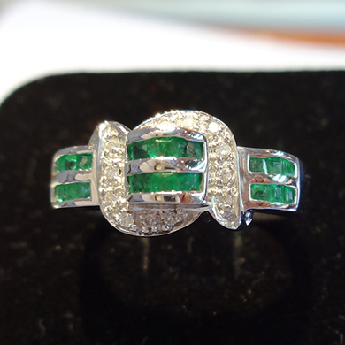 米莎雅18K金祖母绿钻戒 dsc01283