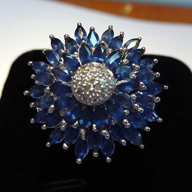 米莎雅18K金蓝宝石戒指 dsc01331