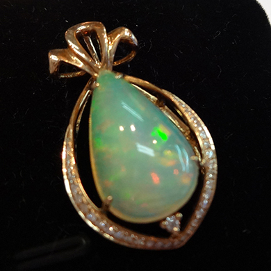 米莎雅18K金欧泊吊坠dsc01411