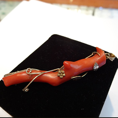 米莎雅18K金珊瑚枝吊坠 dsc01436