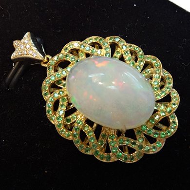 米莎雅18K金欧泊翠榴石吊坠 dsc01470