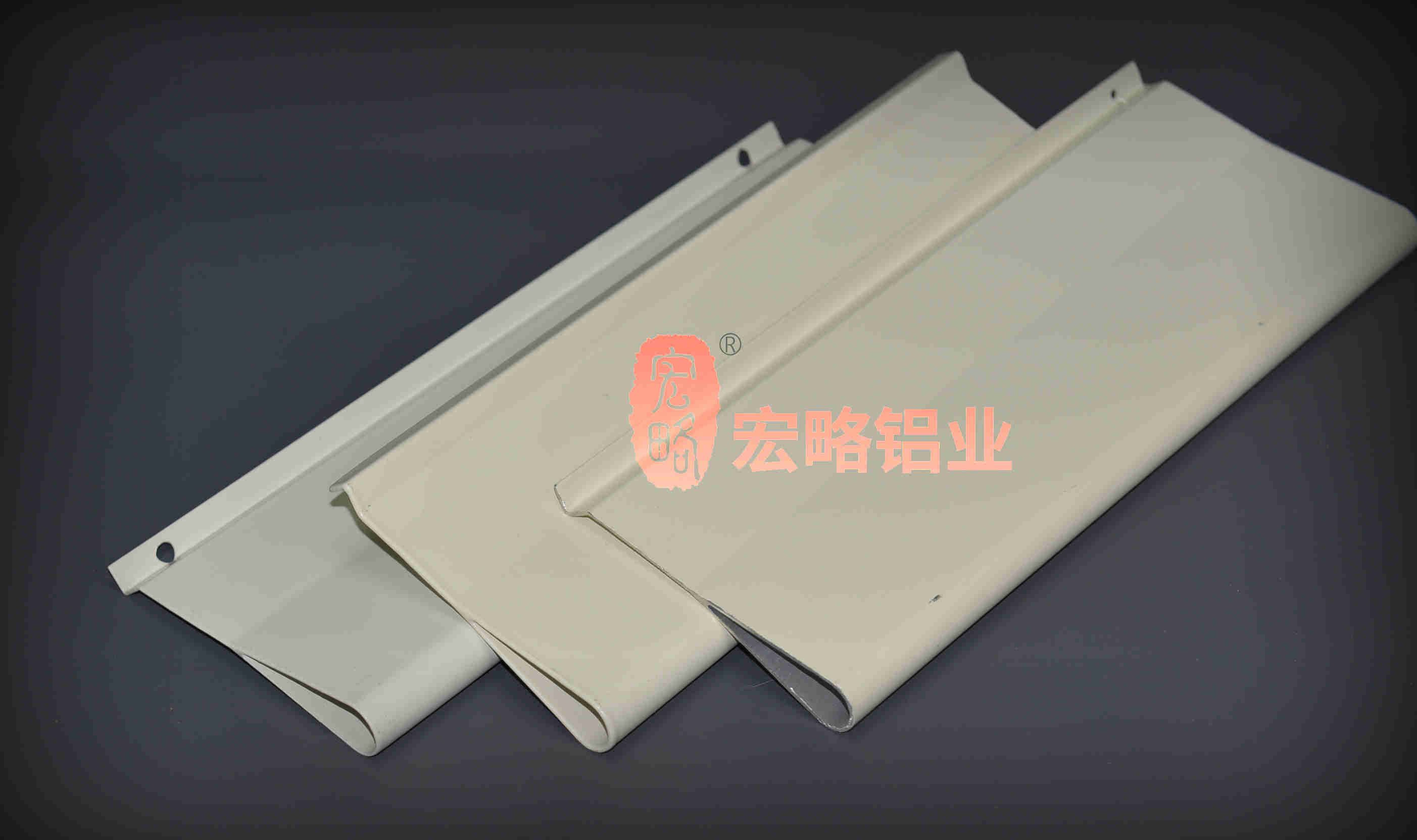 ​滴水挂片天花