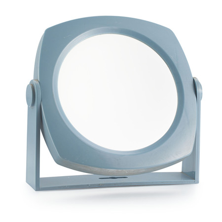 Makeup mirror
