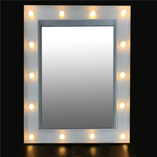 Makeup mirror