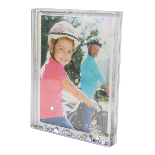 Wall & Tabletop Photo Frames