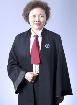 郑雪倩主任