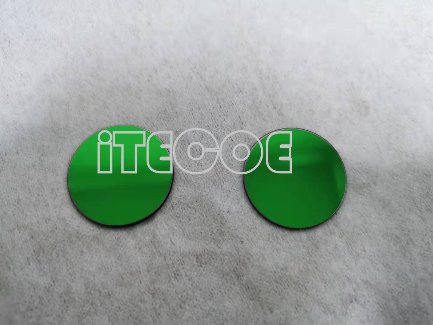 蓝宝石4.68um窄带滤光片