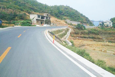 贵州省安顺市G320顶云至盘江桥公路改扩建工程