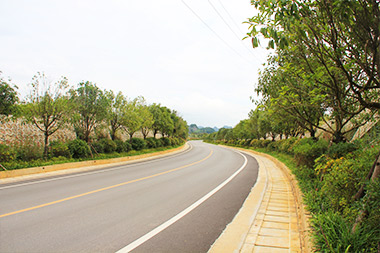 贵安新区高峰经活龙至县界公路改扩建工程一