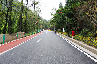 贵州省遵义市G210桐梓至娄山关红色旅游公路一