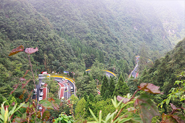 贵州省遵义市G210桐梓至娄山关红色旅游公路二