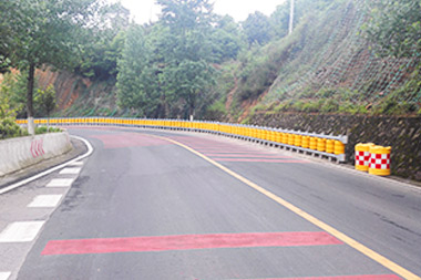 贵州省黔东南州S308大塘至重安段公路安全生命防护工程